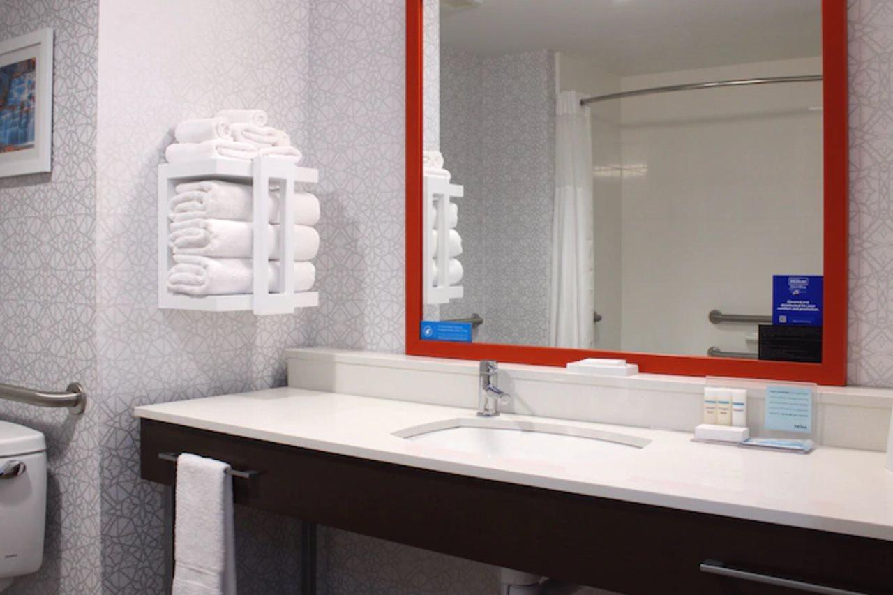 Hampton Inn Buffalo - แอมเฮิร์ส ภายนอก รูปภาพ