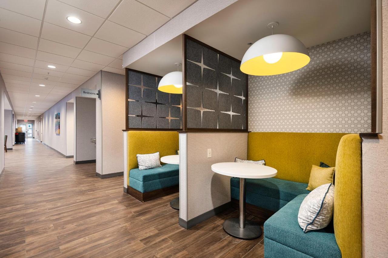 Hampton Inn Buffalo - แอมเฮิร์ส ภายนอก รูปภาพ